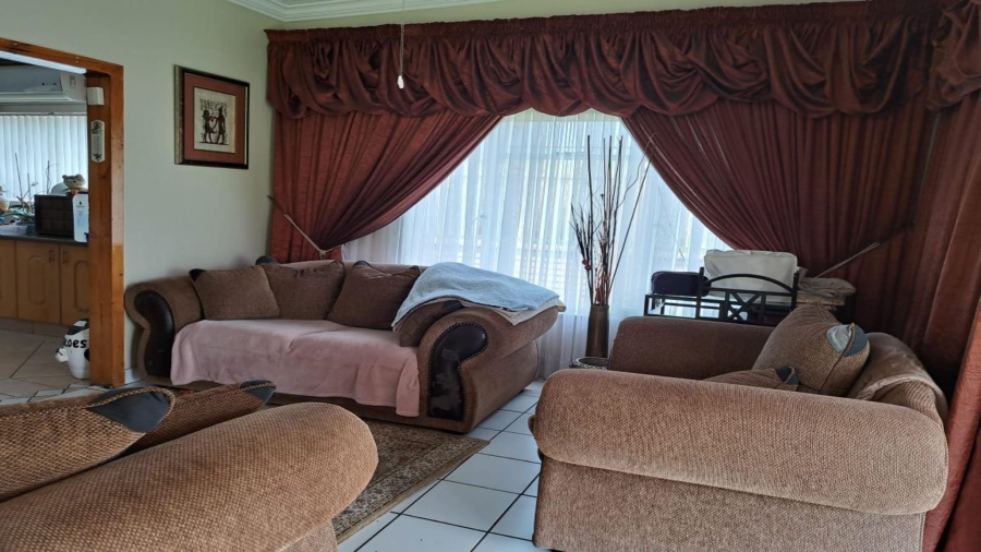 3 Bedroom Property for Sale in Nanescol Gauteng