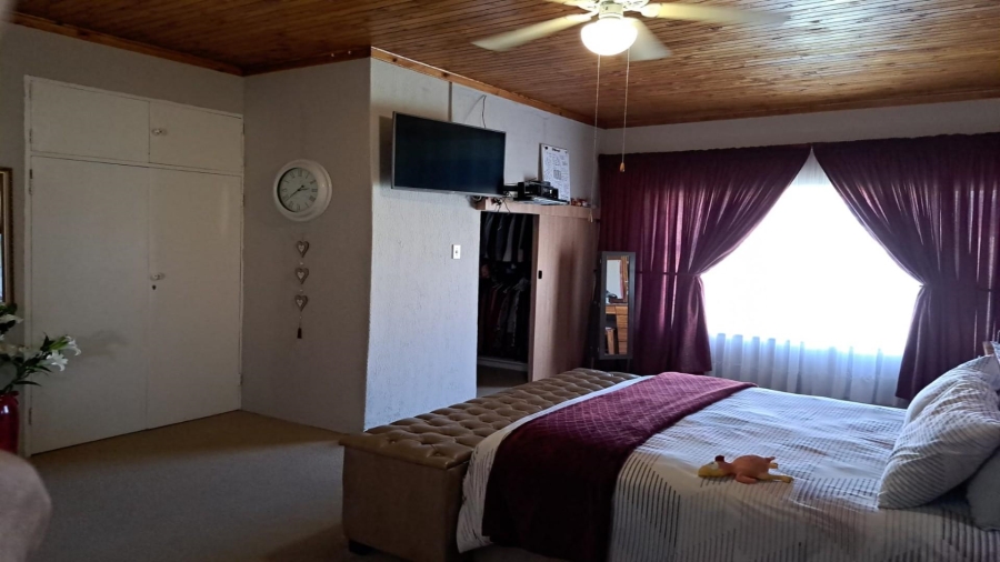 3 Bedroom Property for Sale in Nanescol Gauteng