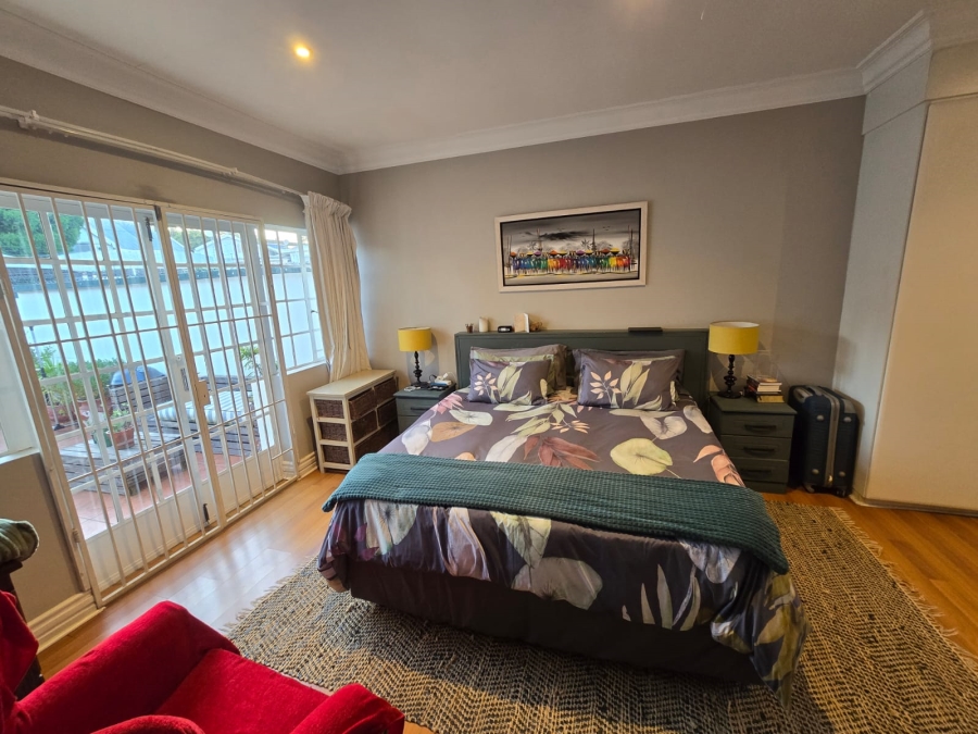 2 Bedroom Property for Sale in Die Hoewes Gauteng