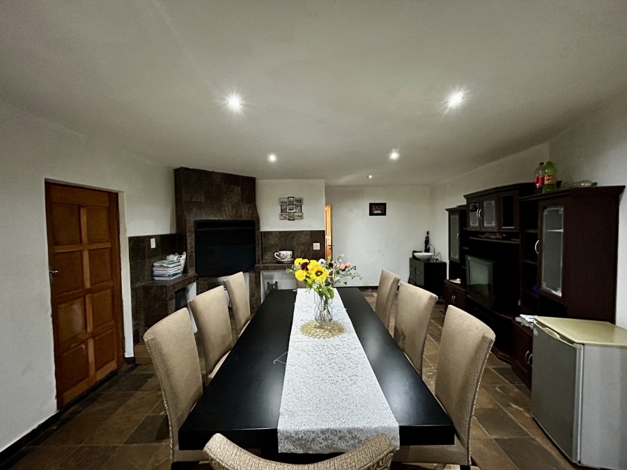 4 Bedroom Property for Sale in Glen Austin Gauteng