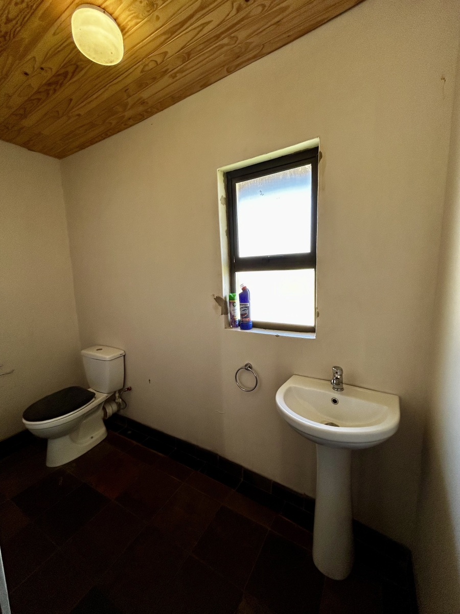 4 Bedroom Property for Sale in Glen Austin Gauteng