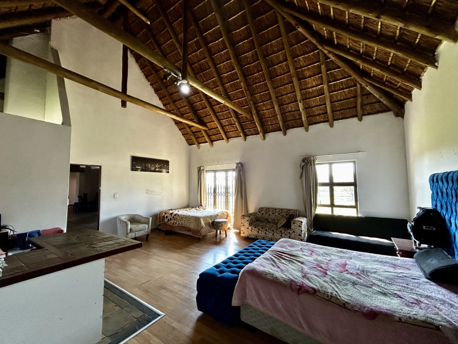 4 Bedroom Property for Sale in Glen Austin Gauteng