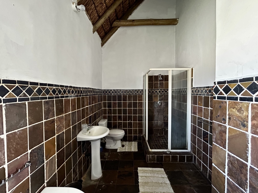 4 Bedroom Property for Sale in Glen Austin Gauteng