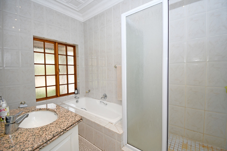 4 Bedroom Property for Sale in Houghton Estate Gauteng