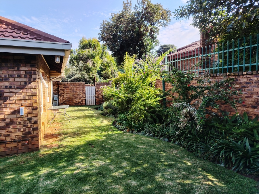 3 Bedroom Property for Sale in Wierda Park Gauteng