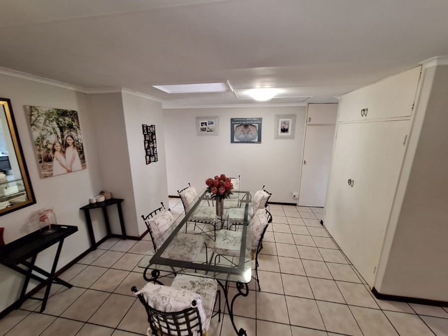 3 Bedroom Property for Sale in Wierda Park Gauteng