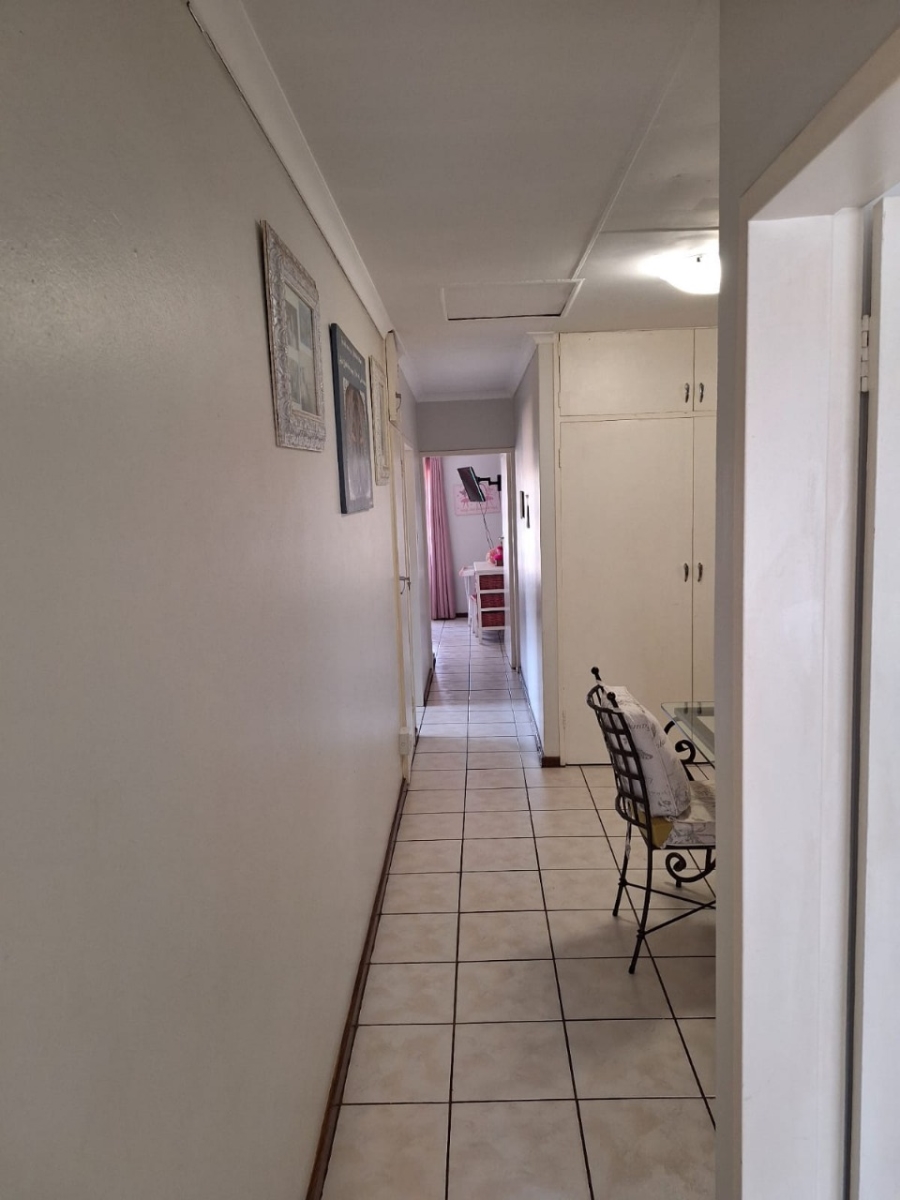 3 Bedroom Property for Sale in Wierda Park Gauteng