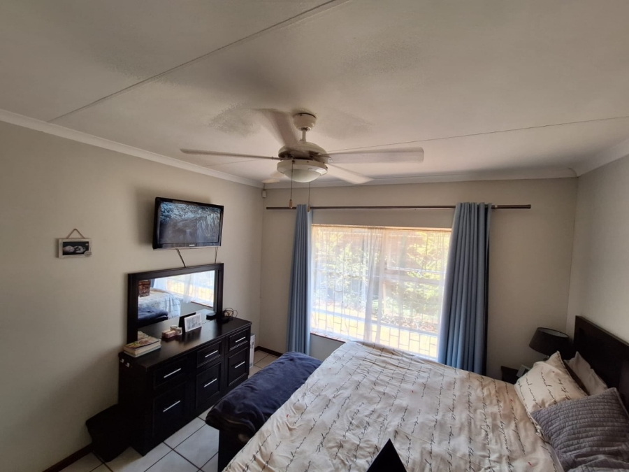 3 Bedroom Property for Sale in Wierda Park Gauteng