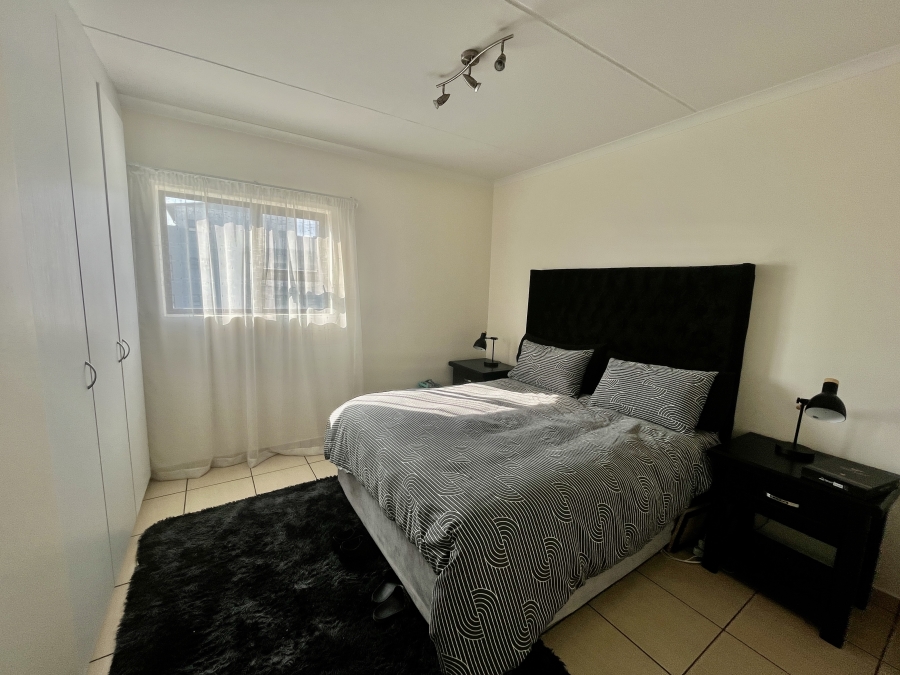 To Let 2 Bedroom Property for Rent in Barbeque Downs Gauteng