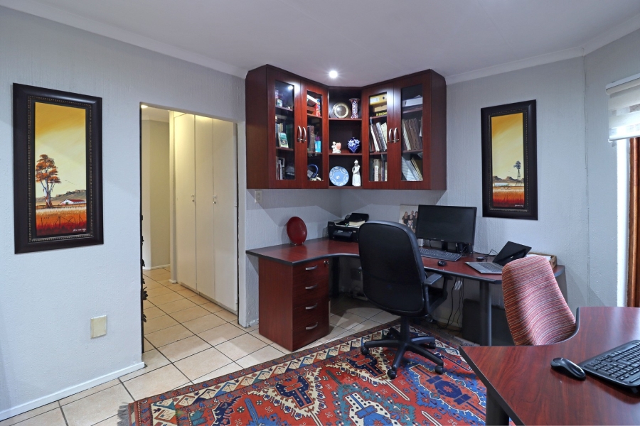 3 Bedroom Property for Sale in Bryanston Gauteng