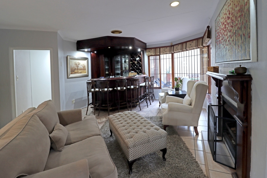 3 Bedroom Property for Sale in Bryanston Gauteng