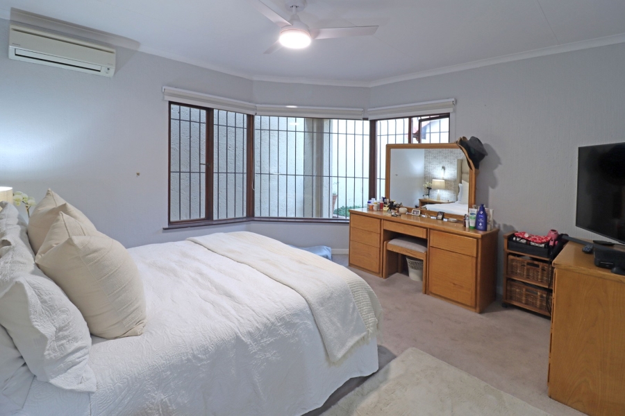 3 Bedroom Property for Sale in Bryanston Gauteng