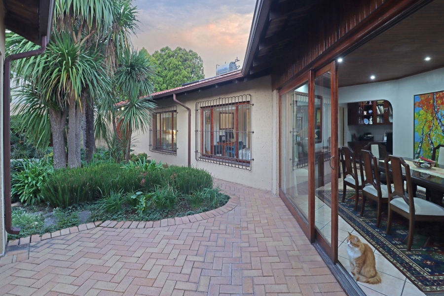 3 Bedroom Property for Sale in Bryanston Gauteng