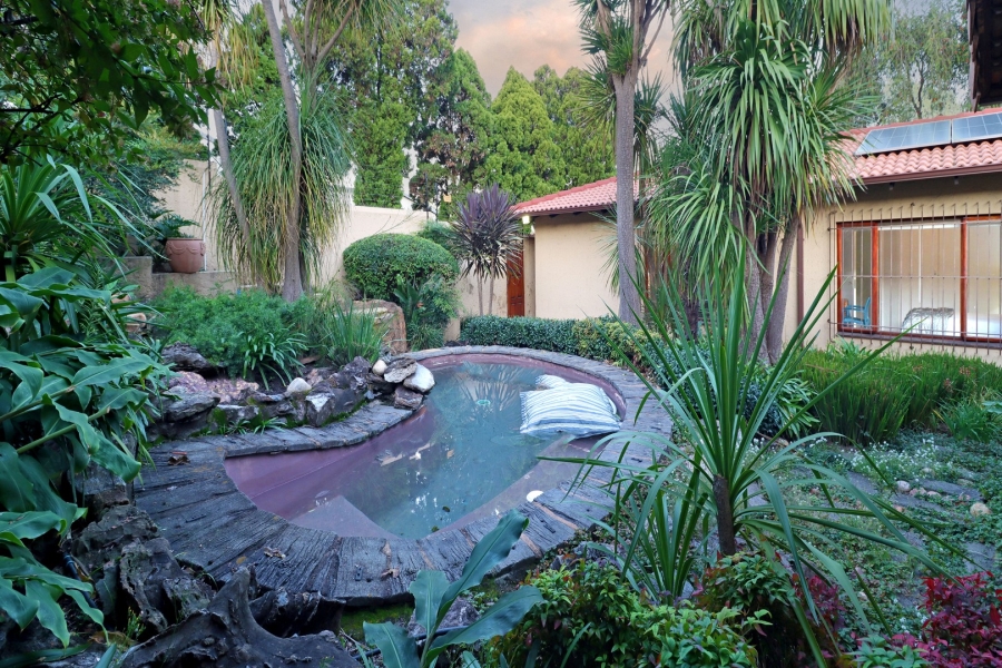 3 Bedroom Property for Sale in Bryanston Gauteng
