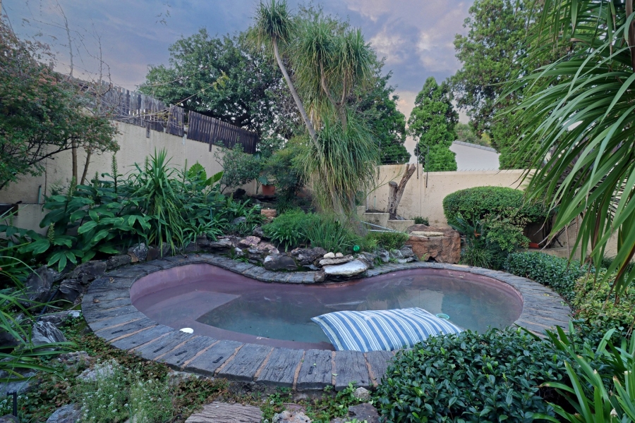 3 Bedroom Property for Sale in Bryanston Gauteng