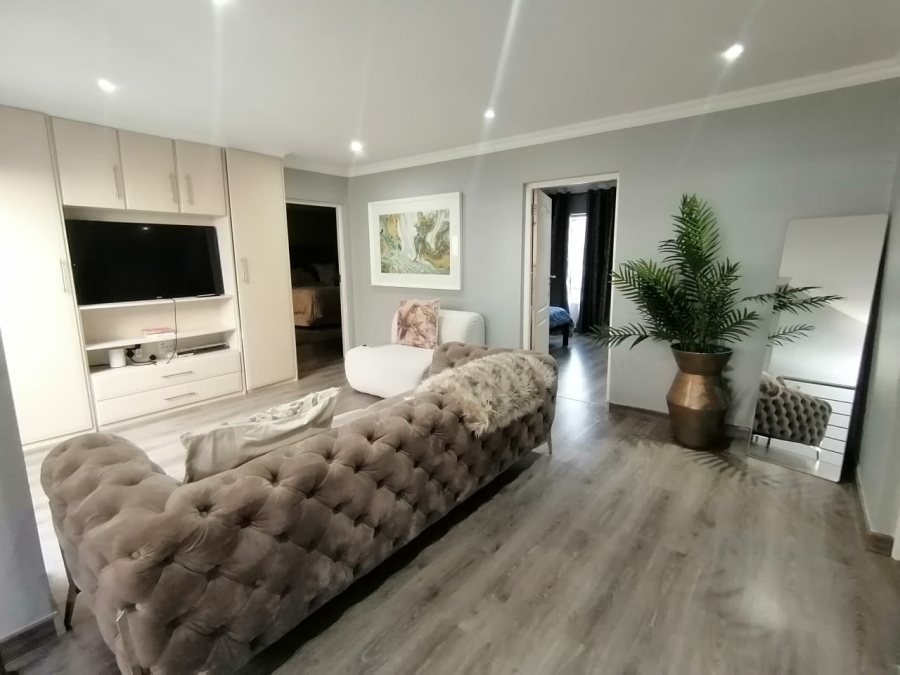 3 Bedroom Property for Sale in Eye of Africa Gauteng