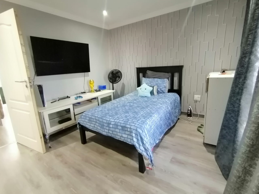 3 Bedroom Property for Sale in Eye of Africa Gauteng