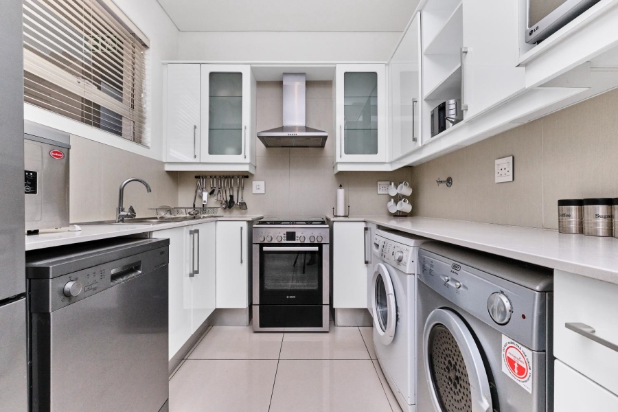 2 Bedroom Property for Sale in Dunkeld West Gauteng