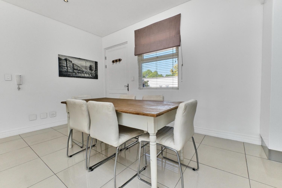 2 Bedroom Property for Sale in Dunkeld West Gauteng