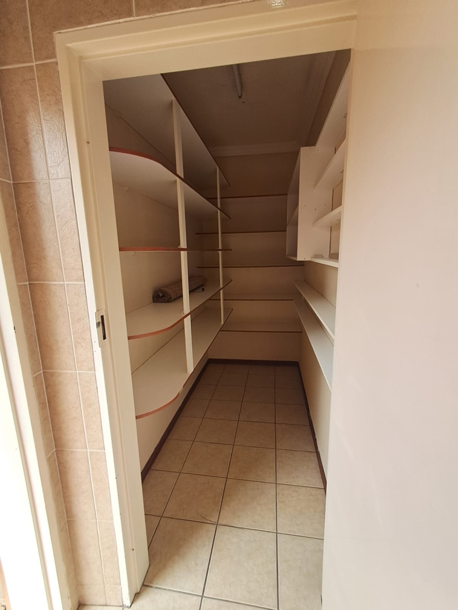3 Bedroom Property for Sale in New Redruth Gauteng