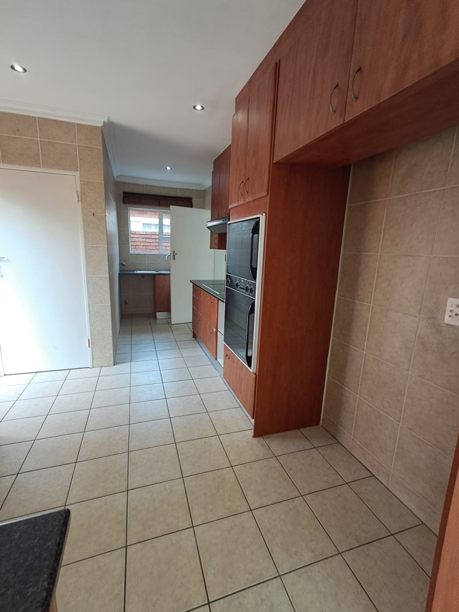 3 Bedroom Property for Sale in New Redruth Gauteng