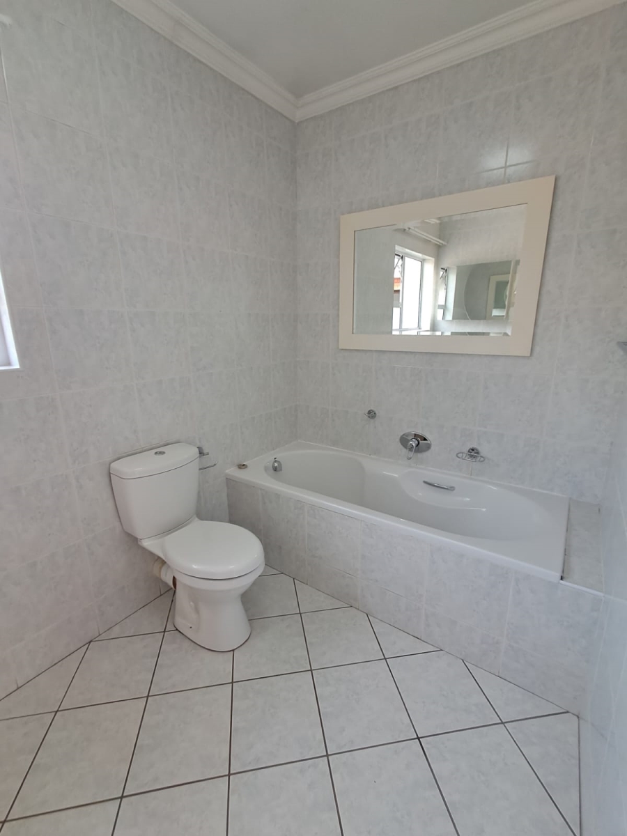 3 Bedroom Property for Sale in New Redruth Gauteng