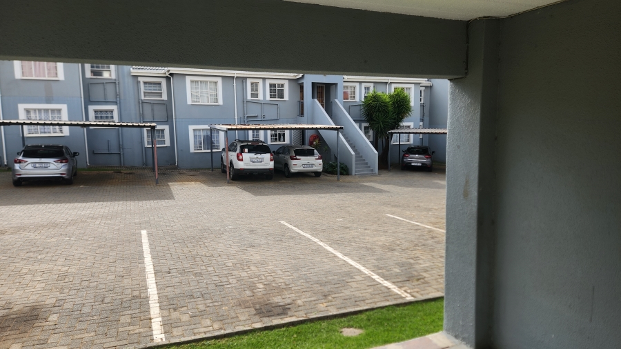 2 Bedroom Property for Sale in Meyersdal Gauteng
