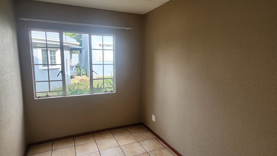 2 Bedroom Property for Sale in Meyersdal Gauteng