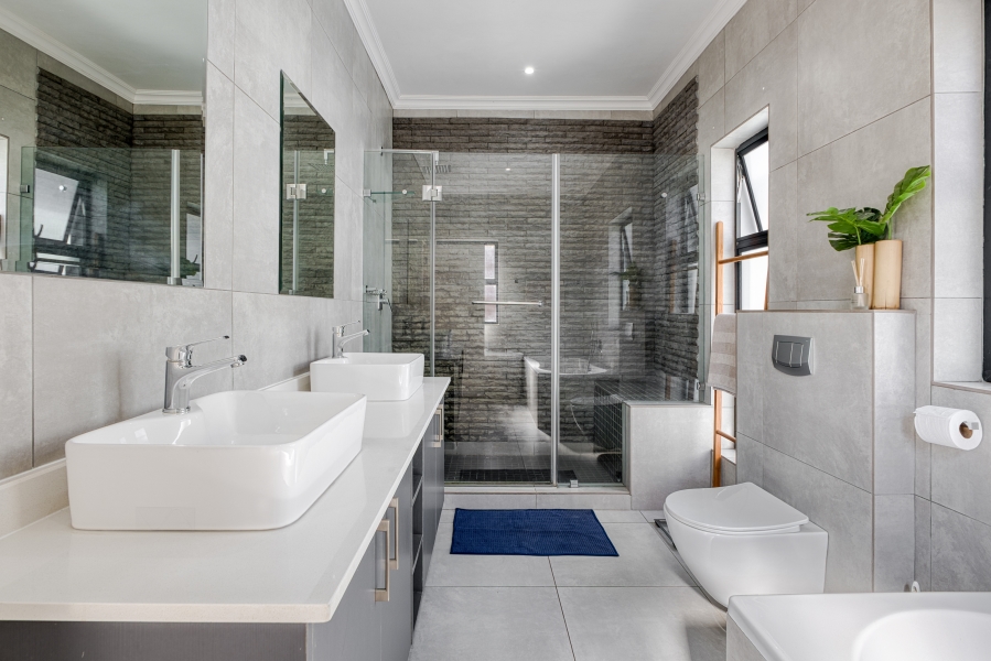 3 Bedroom Property for Sale in Ferndale Gauteng