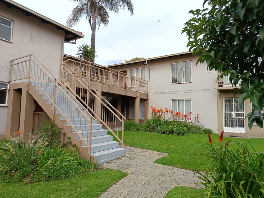3 Bedroom Property for Sale in Radiokop Gauteng