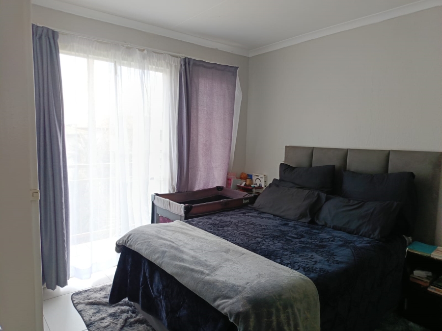 3 Bedroom Property for Sale in Radiokop Gauteng