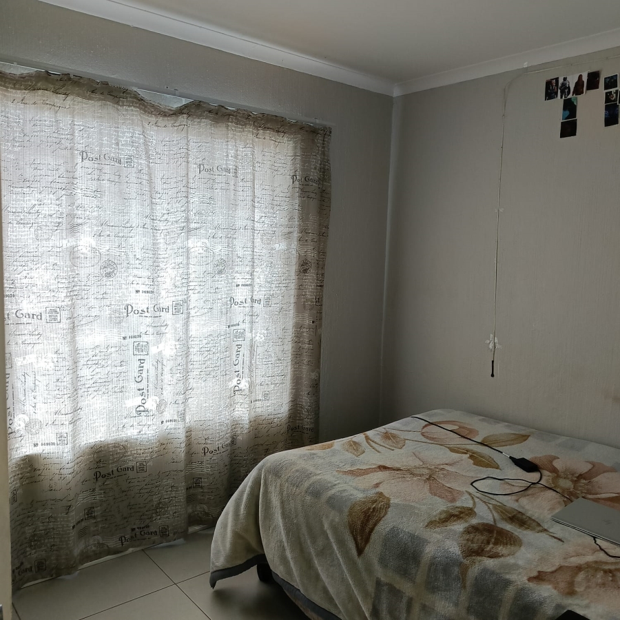 3 Bedroom Property for Sale in Radiokop Gauteng