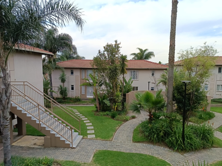 3 Bedroom Property for Sale in Radiokop Gauteng