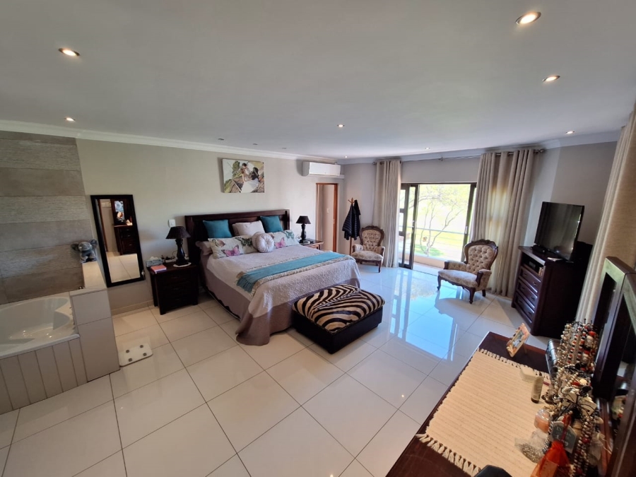 5 Bedroom Property for Sale in Centurion Golf Estate Gauteng