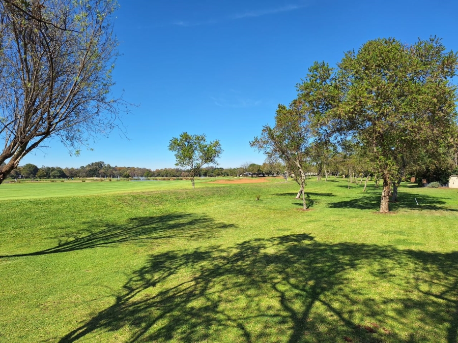 5 Bedroom Property for Sale in Centurion Golf Estate Gauteng