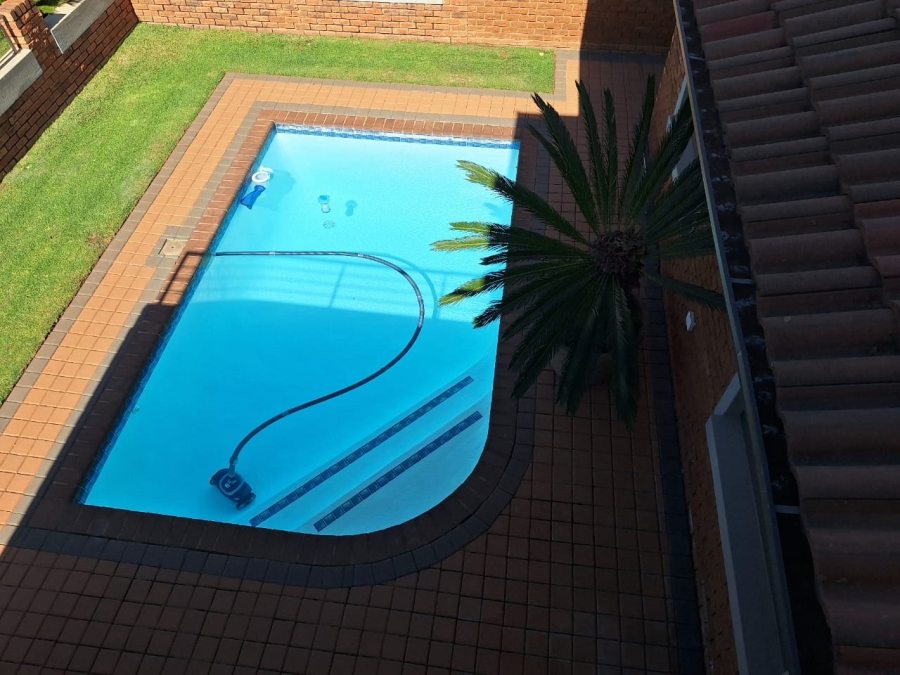 5 Bedroom Property for Sale in Centurion Golf Estate Gauteng
