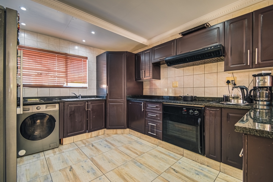 4 Bedroom Property for Sale in Eden Glen Gauteng