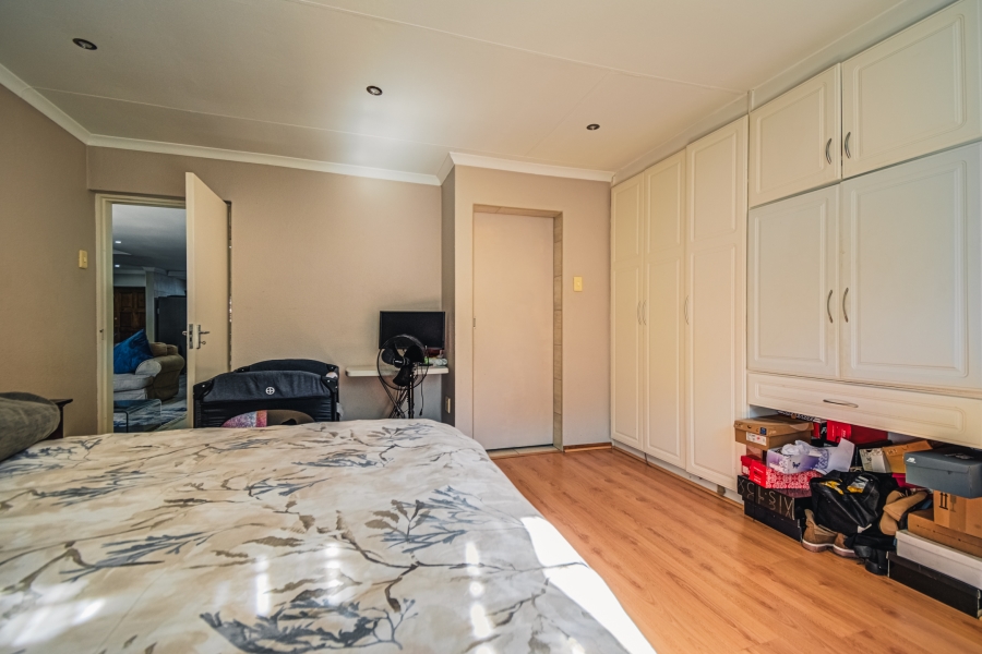 4 Bedroom Property for Sale in Eden Glen Gauteng