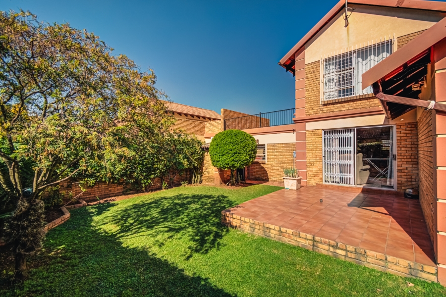 4 Bedroom Property for Sale in Eden Glen Gauteng