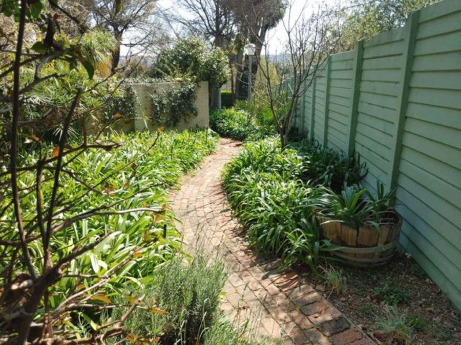 To Let 2 Bedroom Property for Rent in River Club Gauteng