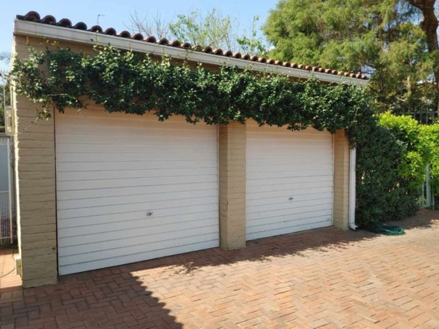 To Let 2 Bedroom Property for Rent in River Club Gauteng