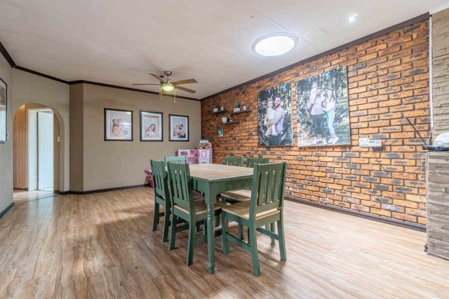 4 Bedroom Property for Sale in Atlasville Gauteng