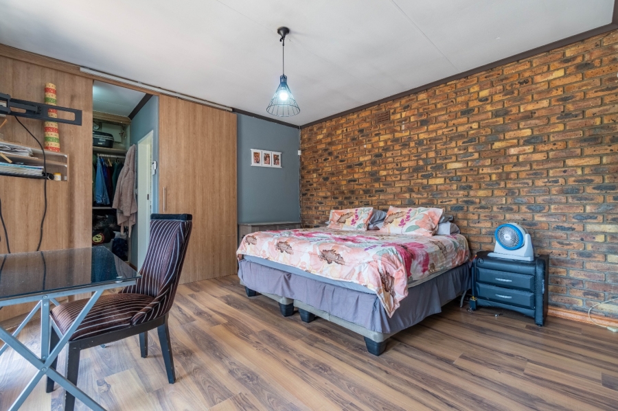 4 Bedroom Property for Sale in Atlasville Gauteng