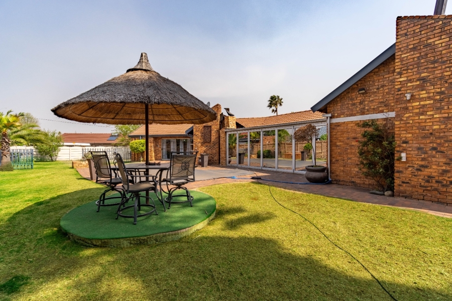 4 Bedroom Property for Sale in Atlasville Gauteng