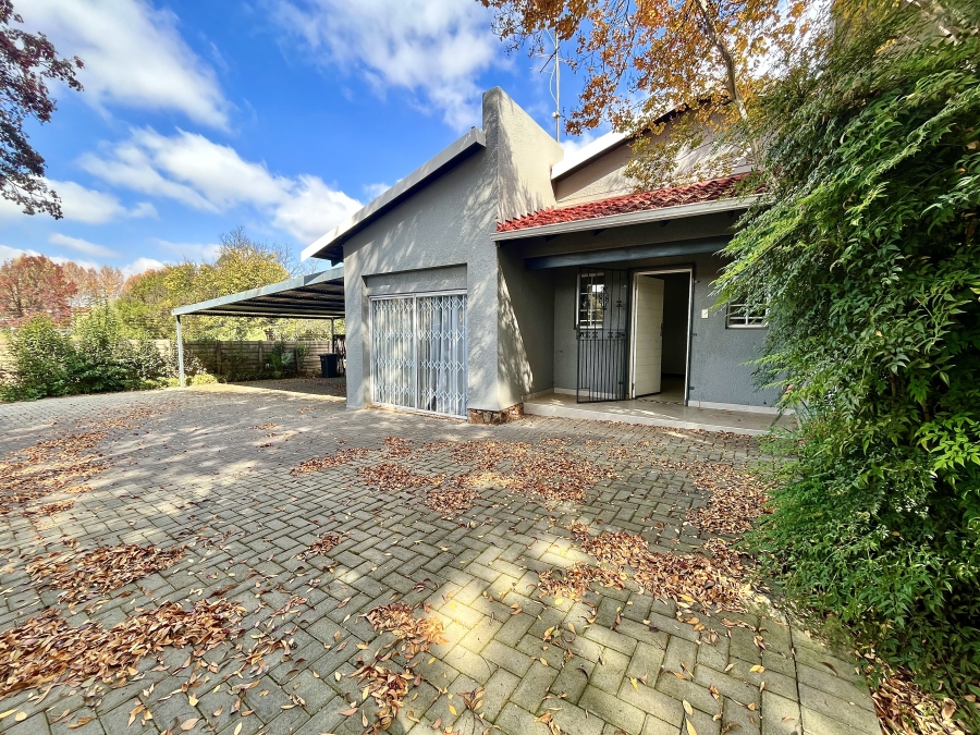 3 Bedroom Property for Sale in Doornkloof Gauteng