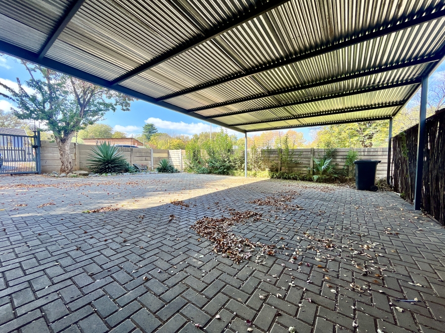 3 Bedroom Property for Sale in Doornkloof Gauteng