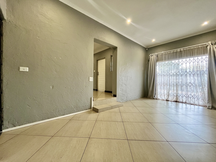 3 Bedroom Property for Sale in Doornkloof Gauteng