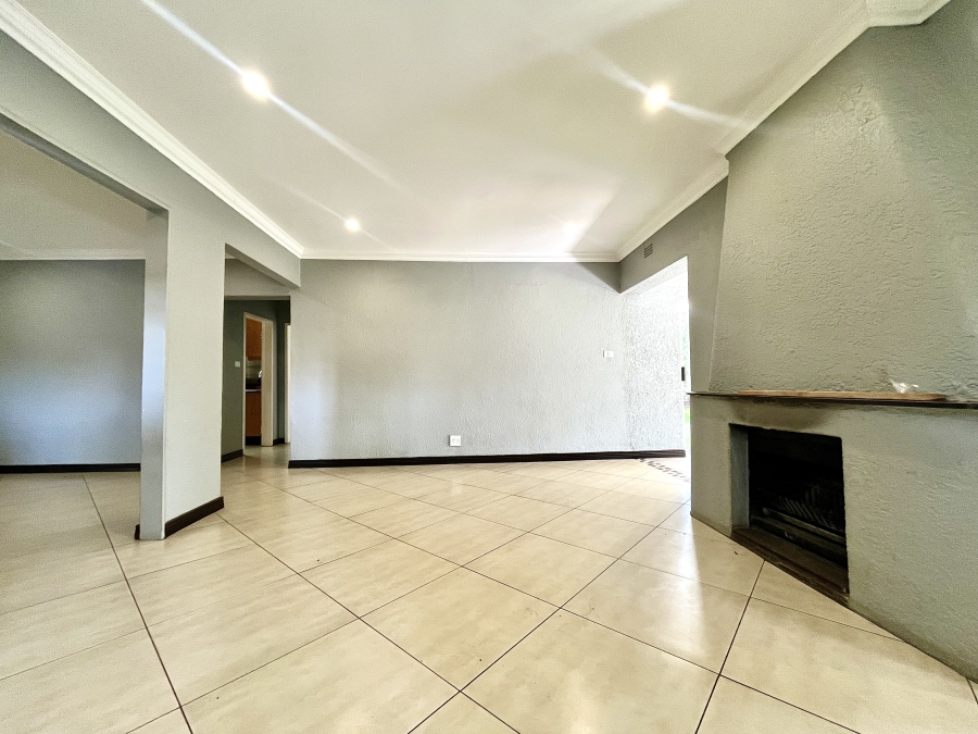 3 Bedroom Property for Sale in Doornkloof Gauteng
