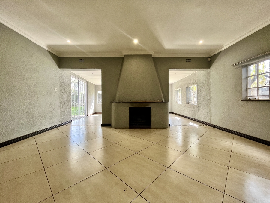 3 Bedroom Property for Sale in Doornkloof Gauteng