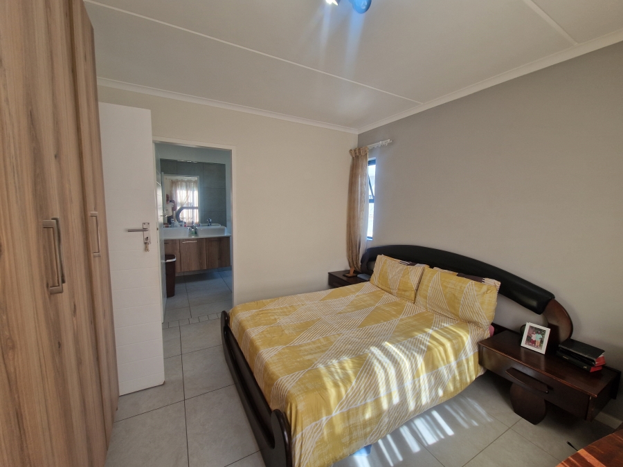 To Let 3 Bedroom Property for Rent in Modderfontein Gauteng